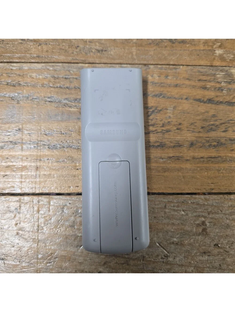 SAMSUNG TV Remote Control Model BN59-00376B -Clean